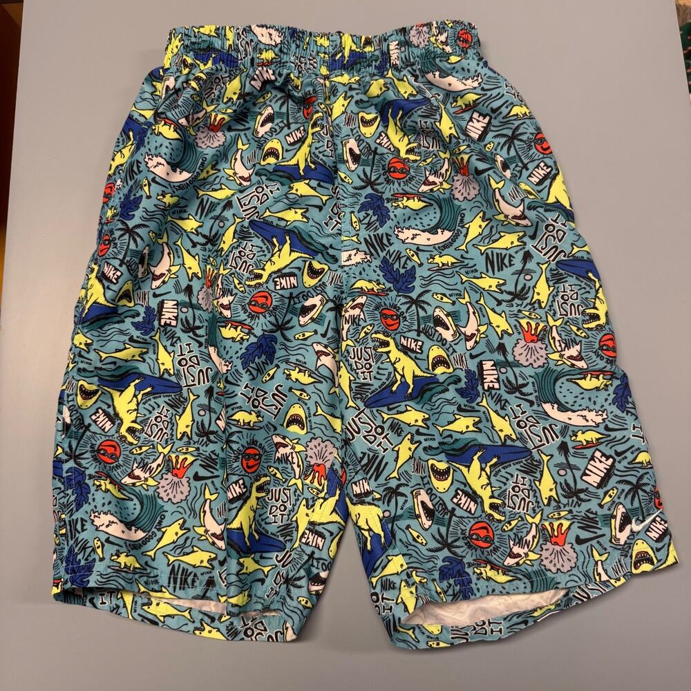 Nike Sharks & Dinosaurs Swim Shorts Boys Sz XL (158-170cm), 3100
